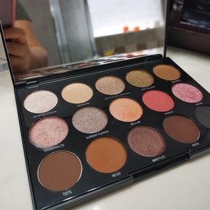 Morphe palette